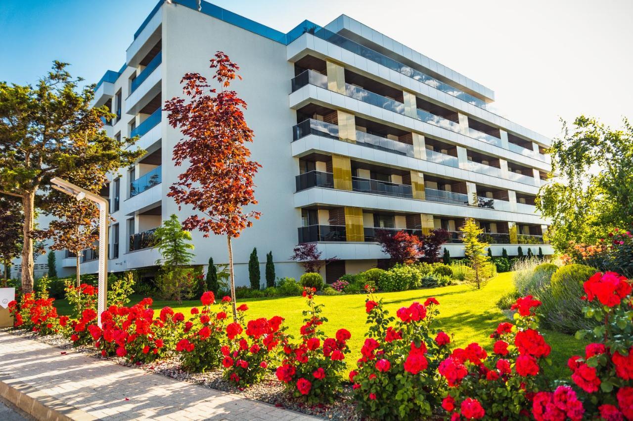 Novum By The Sea Aparthotel Olimp Exteriör bild